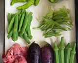 夏野菜たっぷり　豆辣醤炒め作り方1写真