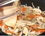 栄養満点！粉豆腐の炒り煮【食遺産】作り方3写真