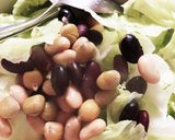 豆とチーズのサラダ作り方1写真