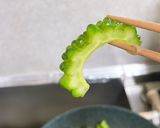 疲れ吹っ飛ぶ!?冷えても旨いゴーヤ炒め✨作り方7写真