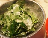 黒糖タレで＊モロヘイヤと豚肉の天丼作り方3写真