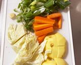 野菜とトロトロ牛すじ☆ピリ辛チゲスープ作り方3写真