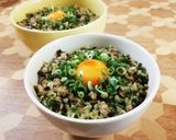 我が家の丼　手軽で美味しい❤餃子の中身丼作り方4写真