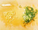 ニラと焼売の中華スープ作り方1写真