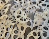 簡単！明太子とレンコンの炒め物作り方1写真
