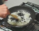 めんつゆとカレー粉でトマトカレーうどん作り方2写真