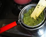 緑茶たっぷり食パン(全粒粉入り)♪作り方1写真