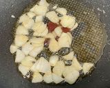 ダシダで炒めた豚丼。ニラキムチをのせて作り方2写真