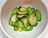 ナスとキュウリと竹輪の酢味噌と塩昆布あえ作り方3写真