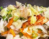 お野菜たっぷり！豚肉もりもり！キムチ炒め作り方5写真