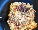 余った餃子の具チヂミ作り方3写真
