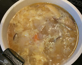 具だくさん！コーンと卵の中華スープ作り方4写真