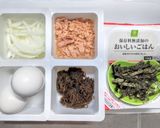 我が家の丼☆モズクとツナ缶の玉子丼作り方1写真