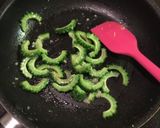 ゴーヤとたまごのホーリーバジル炒め作り方3写真