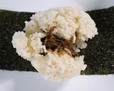 朝昼夕♪美味♪ちりめん山椒で焼き海苔結び作り方2写真