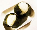 梅と塩吹昆布のおにぎり作り方11写真