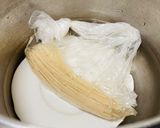 防災食　お湯ポチャ「小麦無の　うどん風」作り方5写真