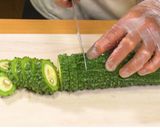 夏にピッタリ！ゴーヤの丸ごと煮【食遺産】作り方1写真