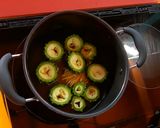 夏にピッタリ！ゴーヤの丸ごと煮【食遺産】作り方4写真