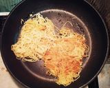 絶品☆牛ホルモンとニラの塩麹焼きそば作り方4写真