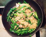 絶品☆牛ホルモンとニラの塩麹焼きそば作り方5写真