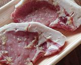 ガッツリ肉料理★豚テキ和風玉ねぎ甘辛だれ作り方2写真