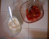 簡単☆チーズクリームをいちごソースで♪作り方1写真