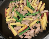 豚肉とさつまいも、塩バター炒め作り方7写真
