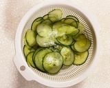 ハムときゅうりのサラダ作り方1写真