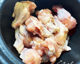 簡単　手羽元と青パパイヤと昆布のトロトロ作り方3写真