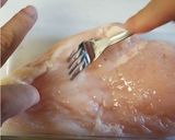 鶏肉とキウイのゼリー寄せ作り方1写真