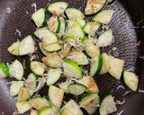 我が家の丼　炒めしらすとズッキーニ丼作り方4写真