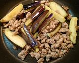 簡単☆ナスとピーマンの肉味噌炒め丼♩作り方5写真
