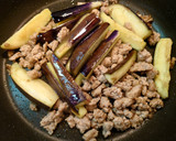 簡単☆ナスとピーマンの肉味噌炒め丼♩作り方5写真