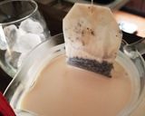 ミルク出し☆極上はちみつ紅茶☆ミルクティ作り方4写真