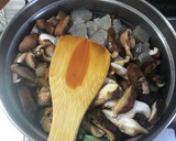 干し椎茸の旨味を活かした絶品豚汁作り方7写真