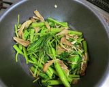 空芯菜と舞茸のアーリオ・オリオ作り方8写真