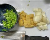 優しい旨味！蕪と油揚げのそぼろあん☆作り方1写真
