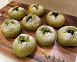 黒蜜がめちゃくちゃ合う黒豆入り抹茶パン作り方9写真