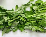 空芯菜とキャベツのニンニク炒め作り方1写真