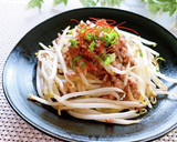 簡単・節約！もやしとひき肉の旨塩炒め作り方4写真