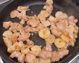 鶏肉と海老のミックスナッツ炒め作り方3写真