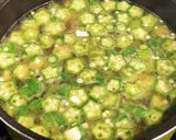 とろ〜り【オクラと豆腐の味噌汁】作り方4写真