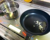 鮭とレモンのコンソメパスタ作り方1写真