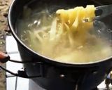 アヒージョからのオイルパスタ　キャンプ飯作り方3写真
