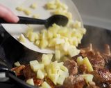 肉団子としいたけとじゃがいもの和風炒め作り方14写真
