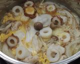 かんたん親子丼～鶏肉、ちくわ、しめじ入り作り方7写真