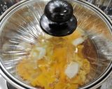 かんたん親子丼～鶏肉、ちくわ、しめじ入り作り方6写真