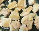 鶏もも肉の味噌カツソース風タレの炒めもの作り方2写真