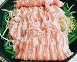 豚バラとニラもやしの酒蒸し作り方2写真